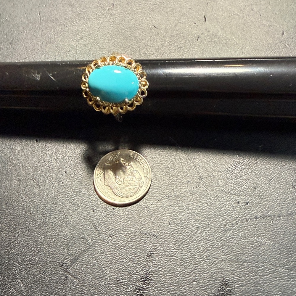 14K Solid Yellow Gold Oval turquoise Ring